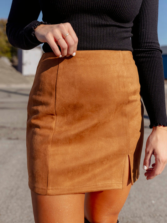 (Size Large)Camel Suede Mini Skirt