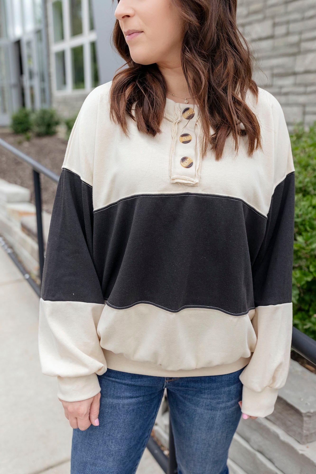 (Size Medium)Black/Ivory Oversized Sweatshirt