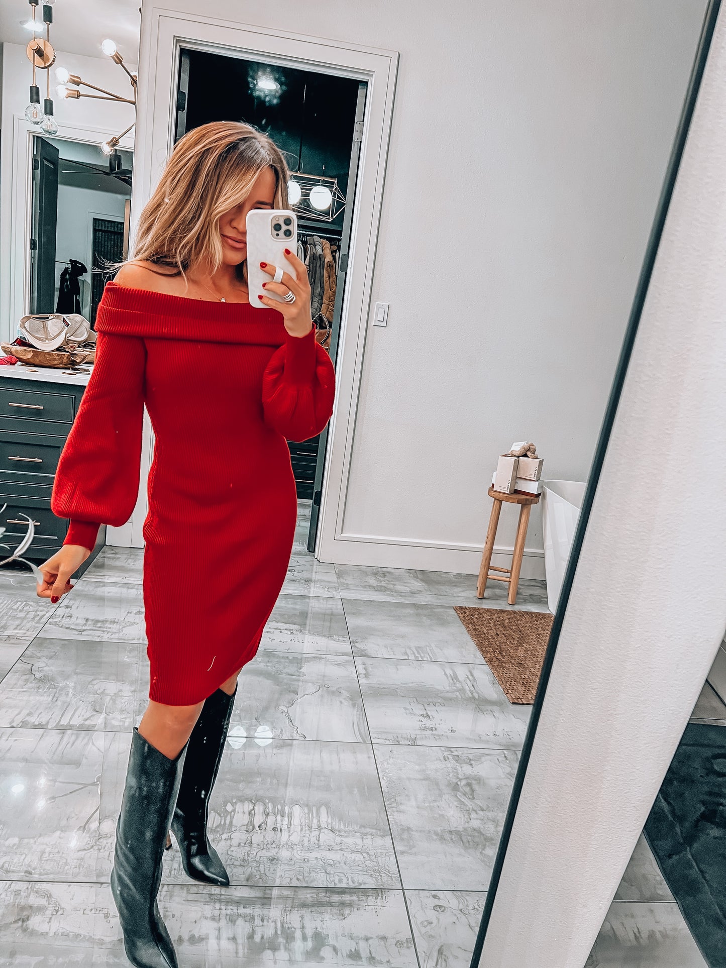 (Size Large)Red Off The Shoulder Sweater Midi Dress